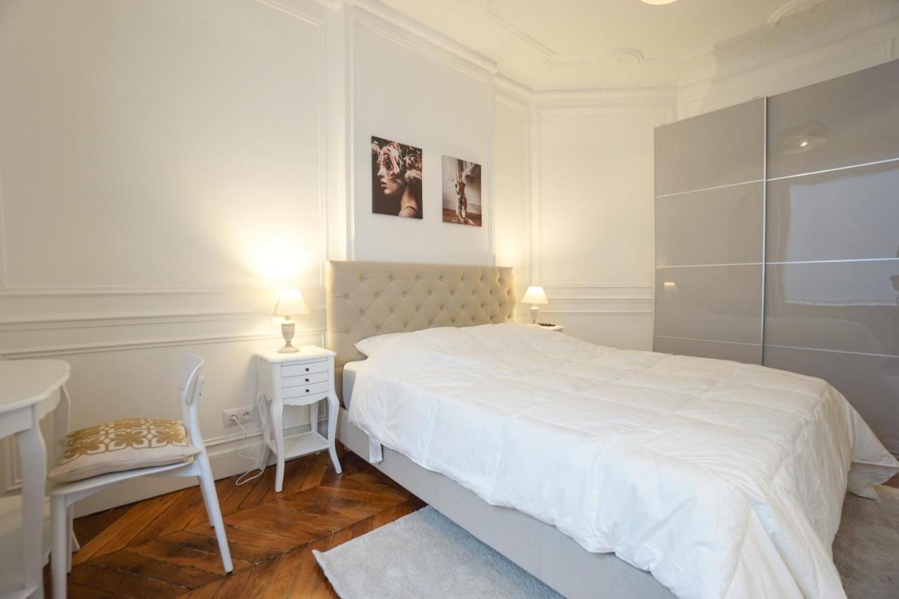 Modern Duplex Close To The Eiffel Tower Paris Exterior foto